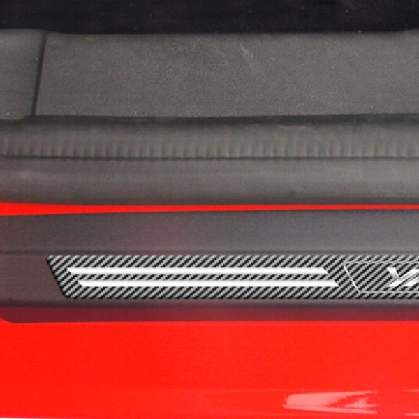 Soleira Resinada Yaris18/ 4P Carbono