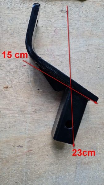 Saída p/ Engate Removível G - L200*