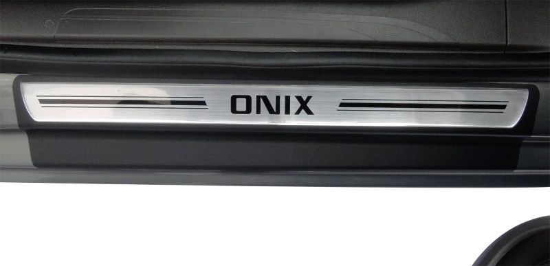 Soleira Resinada Onix 13/19 4P Aço Escovado